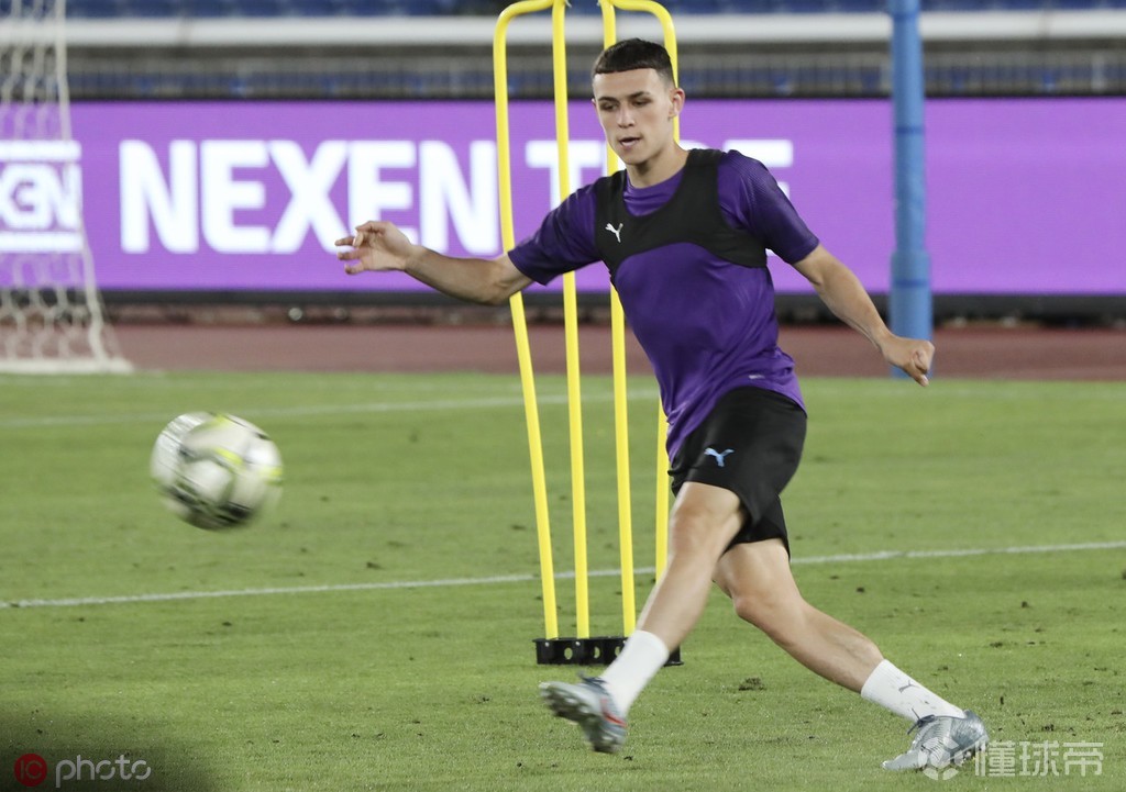 阿森纳完胜莱比锡红牛，福登状态火热