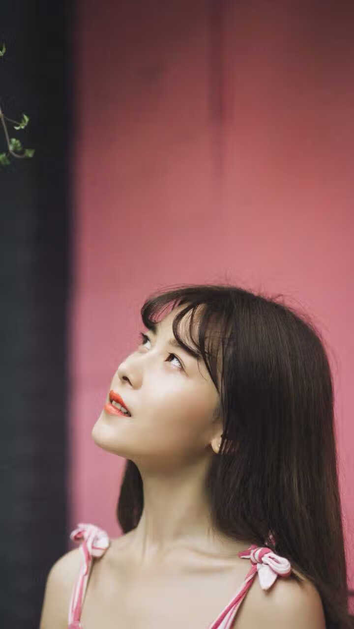 轰鸣与终哨,当F1赛道上的年度决战遇见篮球场的压哨绝杀